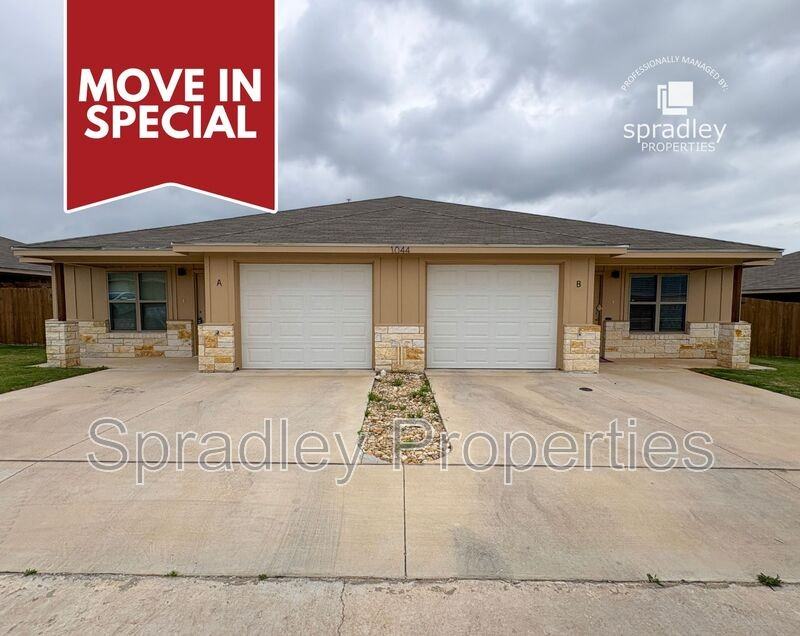 1044 Edwards Dr Apt A #Apt A