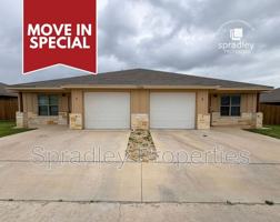 featured image of 1044 Edwards Dr Apt A #Apt A