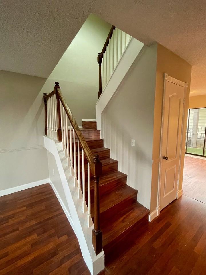 6083 Village Cir - Photo 7 of 16