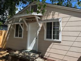 featured image of 130 N Poli St
