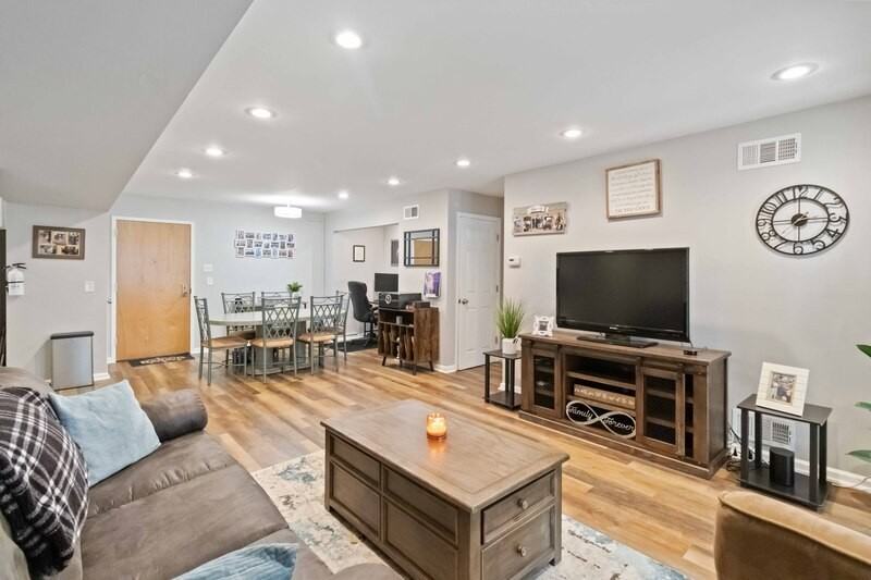 61 Mount Kemble Ave #308 - Photo 4 of 16