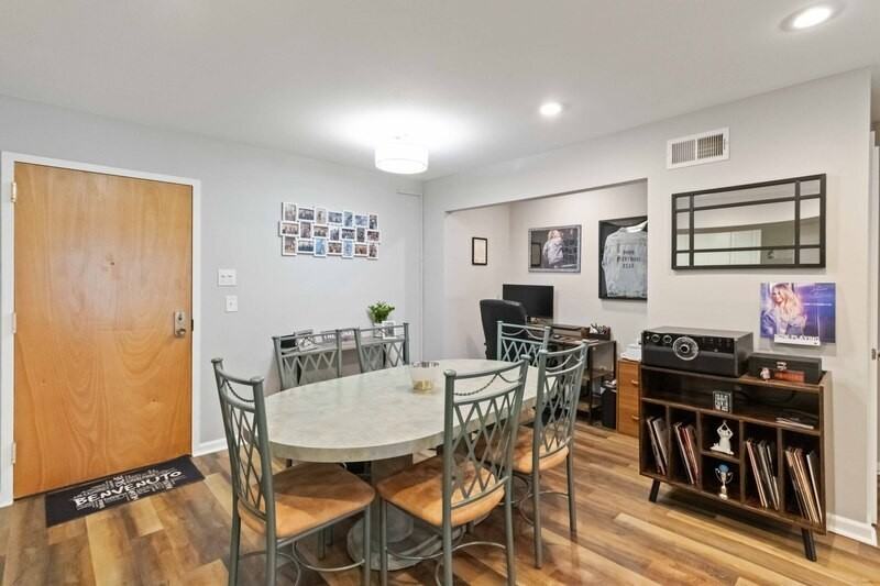 61 Mount Kemble Ave #308 - Photo 5 of 16