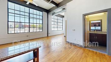 featured image of 101 E 6th St #306