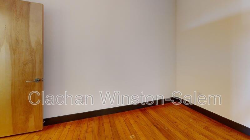 101 E 6th St #306 - Photo 5 of 9