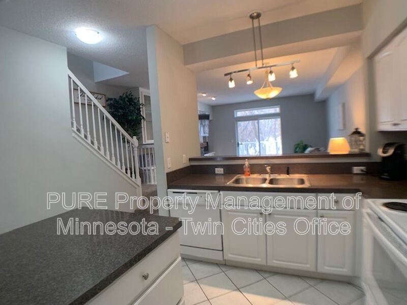 2245 Creekside Ct - Photo 5 of 29