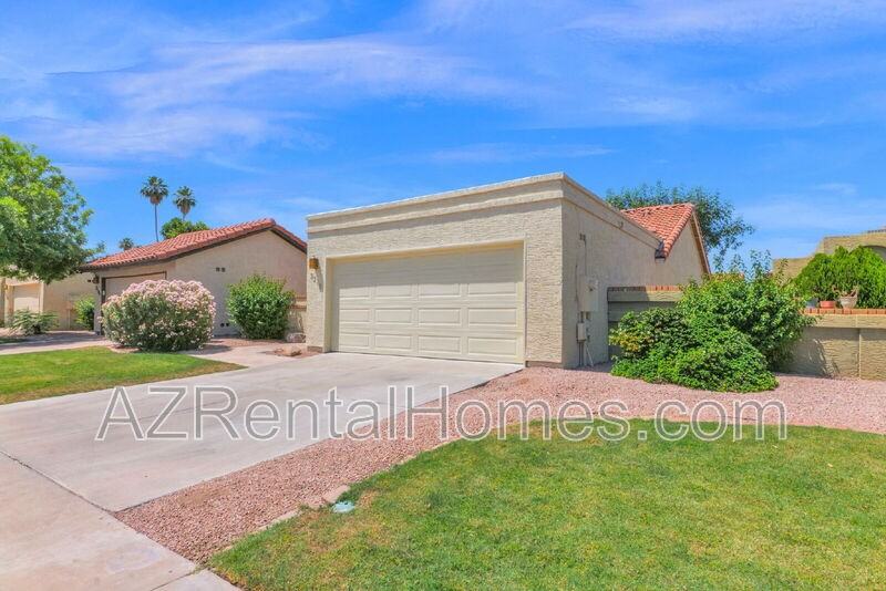 2210 E Forge Ave - Photo 2 of 31