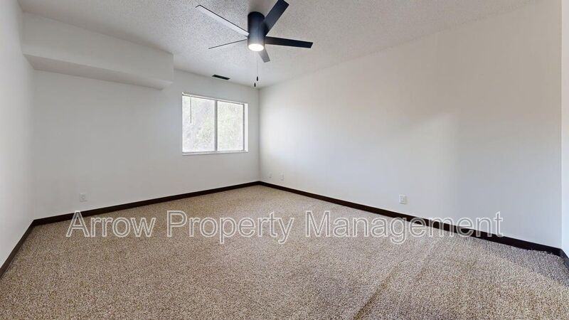 201 E Arbor Ave - Photo 4 of 9