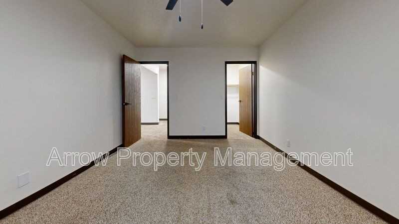 201 E Arbor Ave - Photo 6 of 9