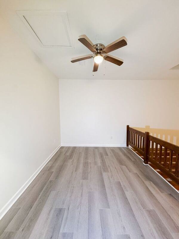 235 King St #3 - Photo 6 of 10