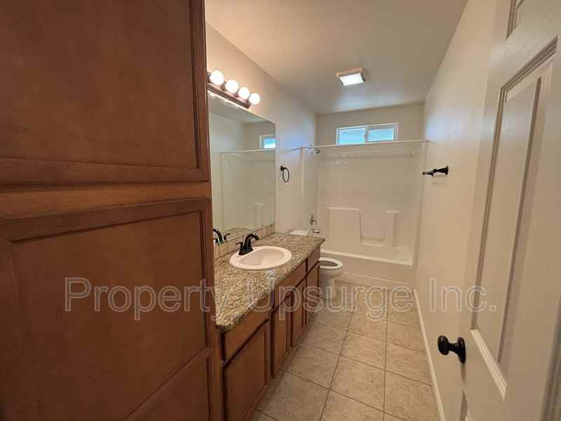 3715 Silvario Ct - Photo 4 of 16