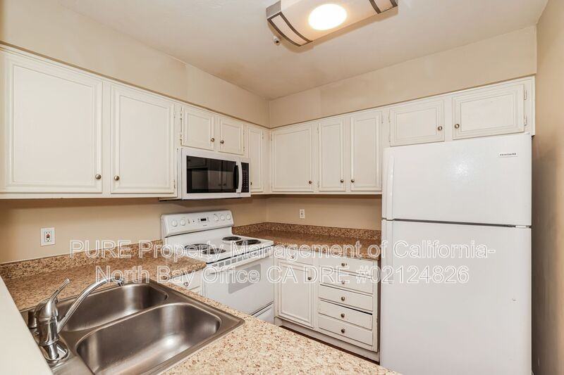 42 Redwood Ct - Photo 4 of 28