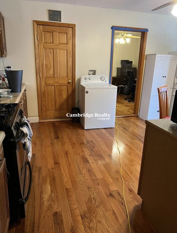 18 Bonair St #2 - Photo 3 of 14