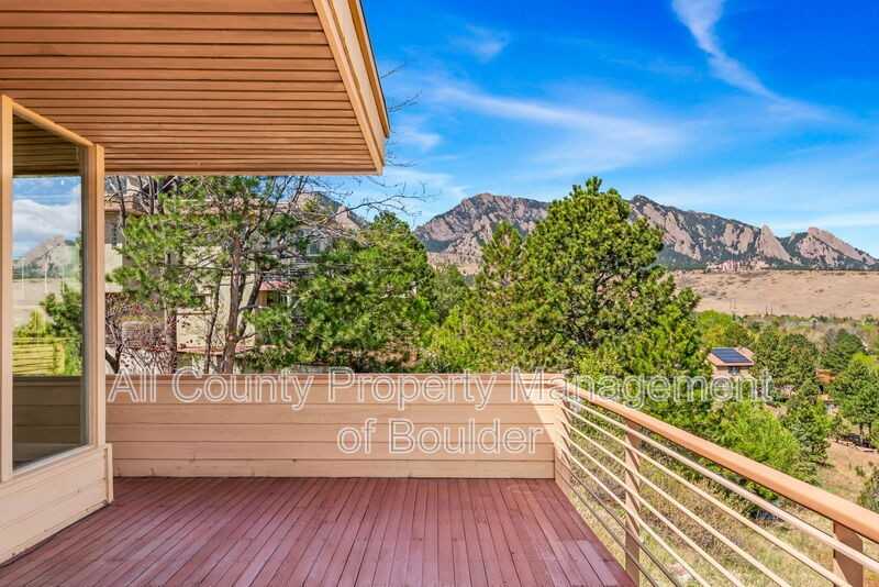 3155 Lafayette Dr - Photo 2 of 32