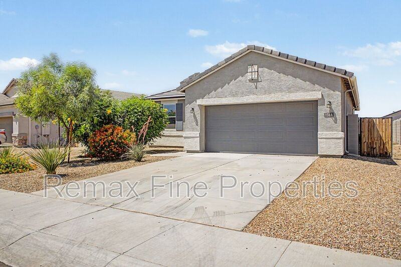 1566 E Fletcher Dr - Photo 3 of 25
