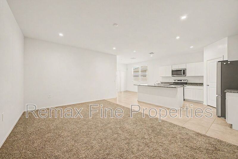 1566 E Fletcher Dr - Photo 4 of 25