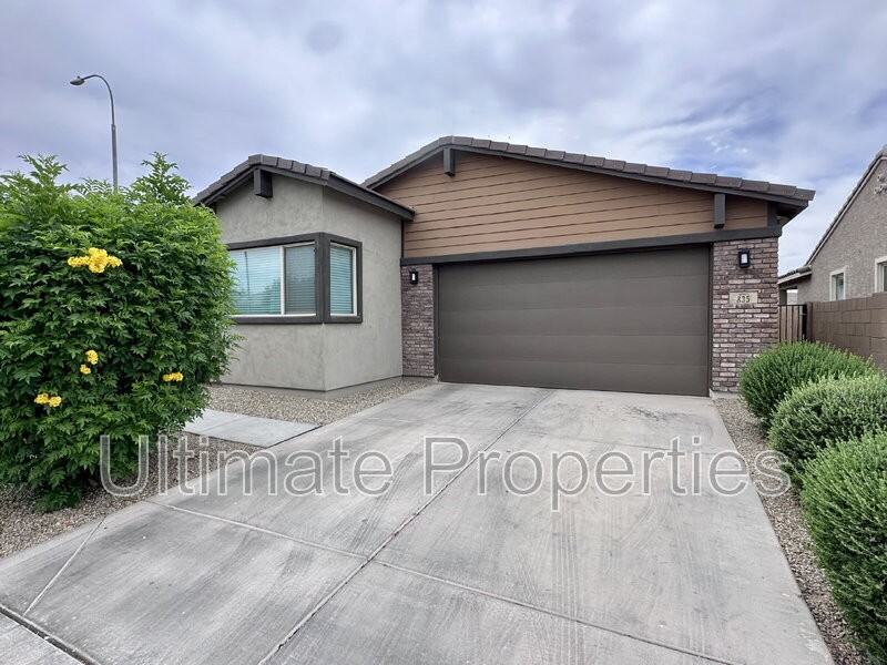 835 N 110th Ave - Photo 2 of 14