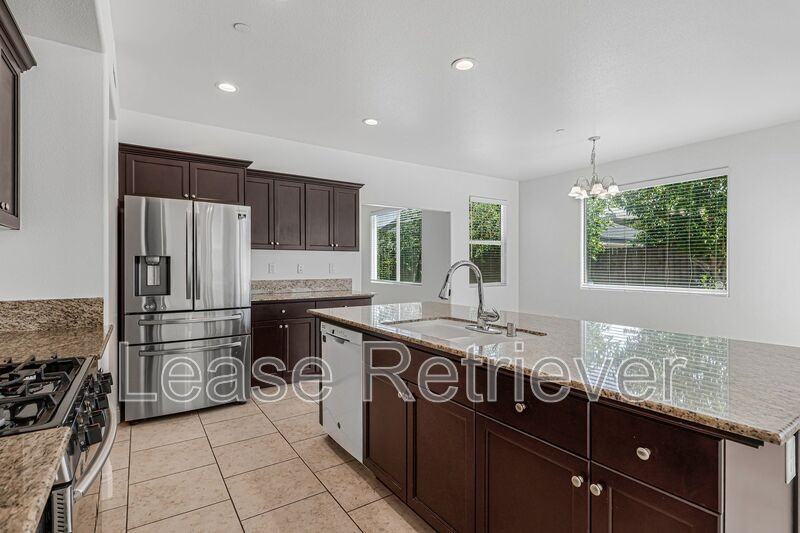 2160 N Stokes Ct - Photo 2 of 50