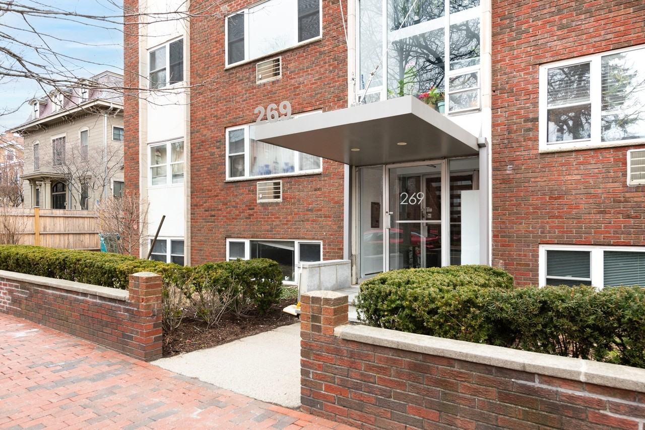 269 Harvard St #19 - Photo 4 of 16