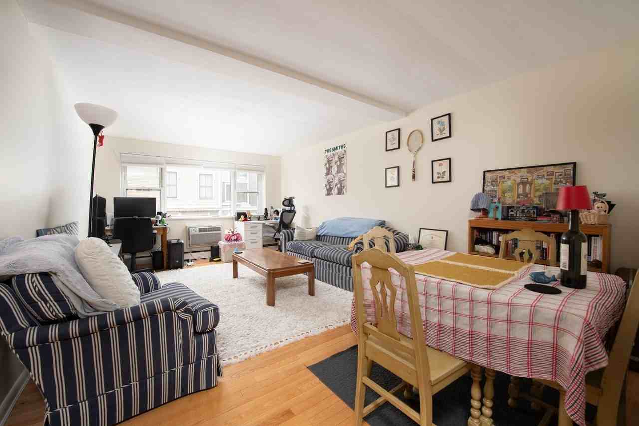 269 Harvard St #19 - Photo 6 of 16