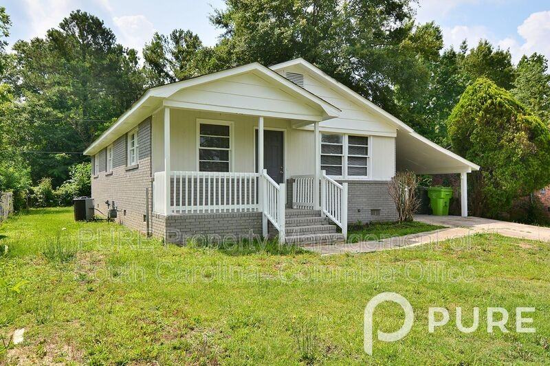 2628 Windy Dr - Photo 2 of 40