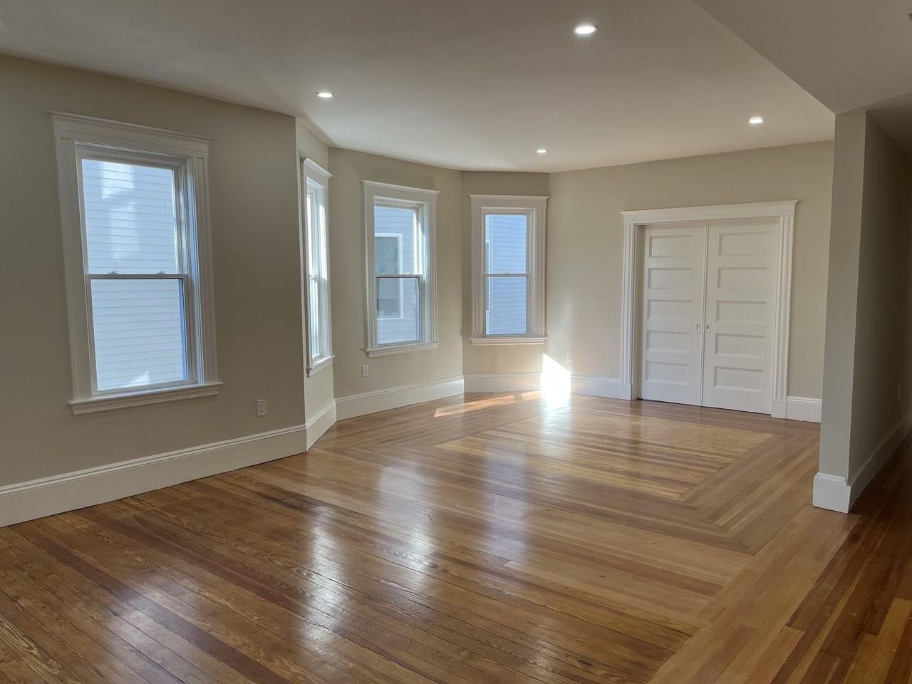 20 Taft St #2 - Photo 4 of 50