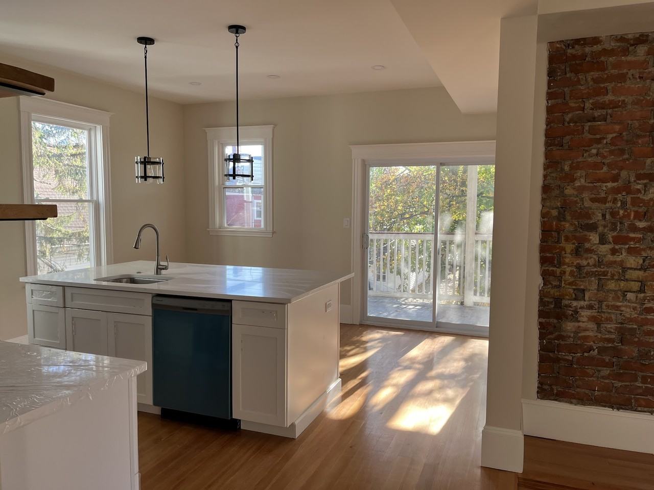 20 Taft St #2 - Photo 6 of 50