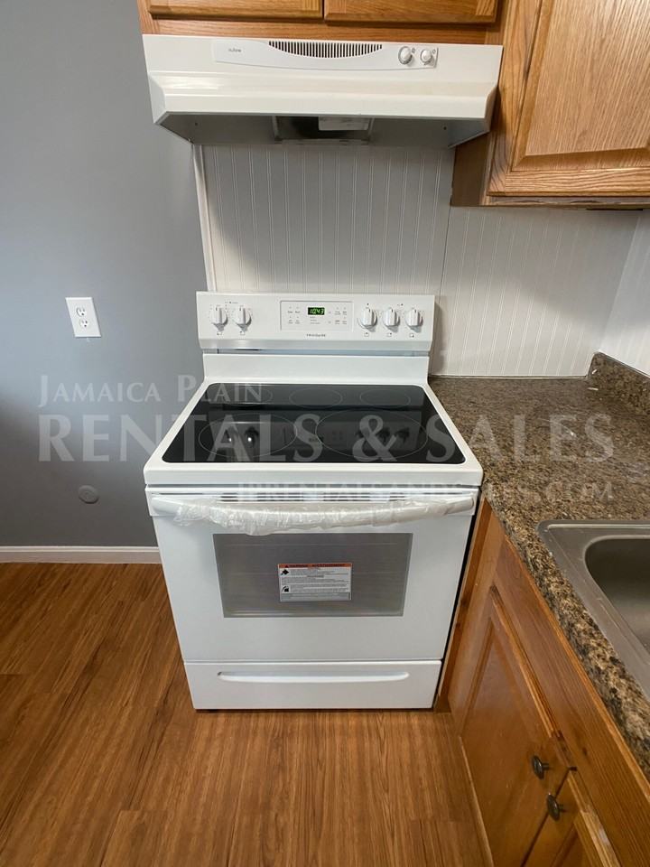 15 Pinedale Rd #4CO - Photo 3 of 11