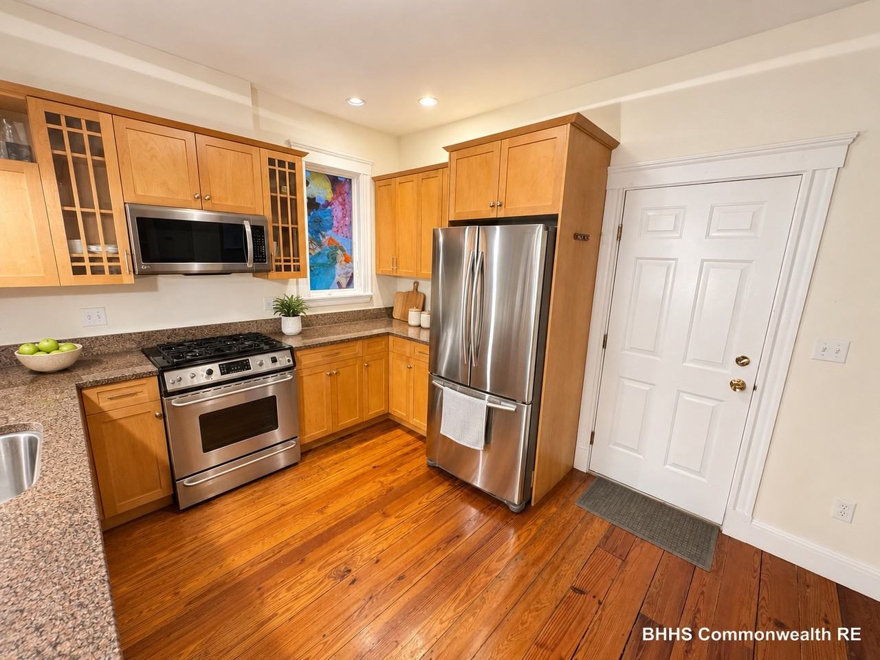 39 Magnolia Ave #1 - Photo 6 of 15