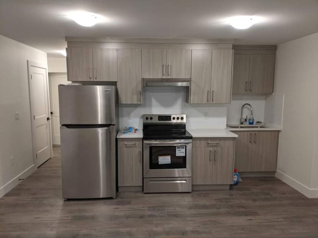 18A Avenue - Photo 7 of 13