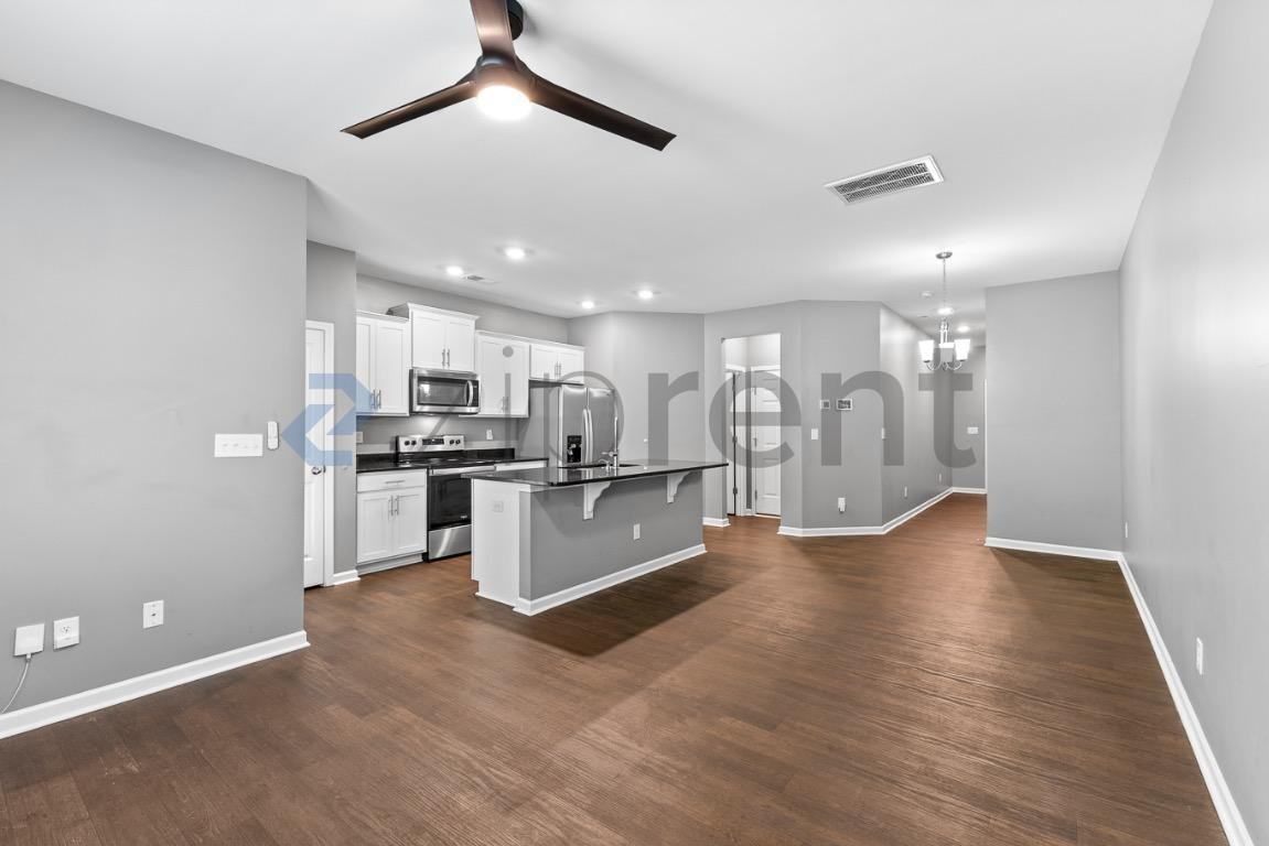 6111 Guildford Hill Ln - Photo 5 of 26