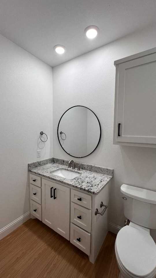 300 Woodstock Ln - Photo 6 of 11