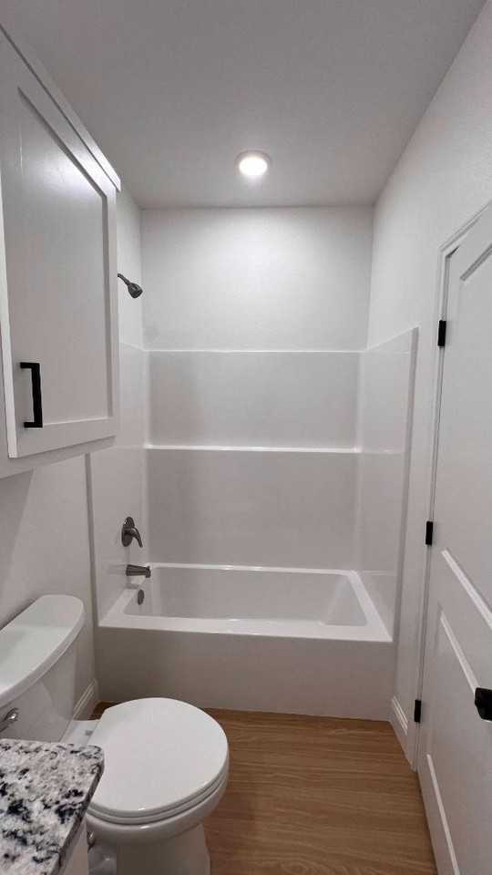300 Woodstock Ln - Photo 7 of 11
