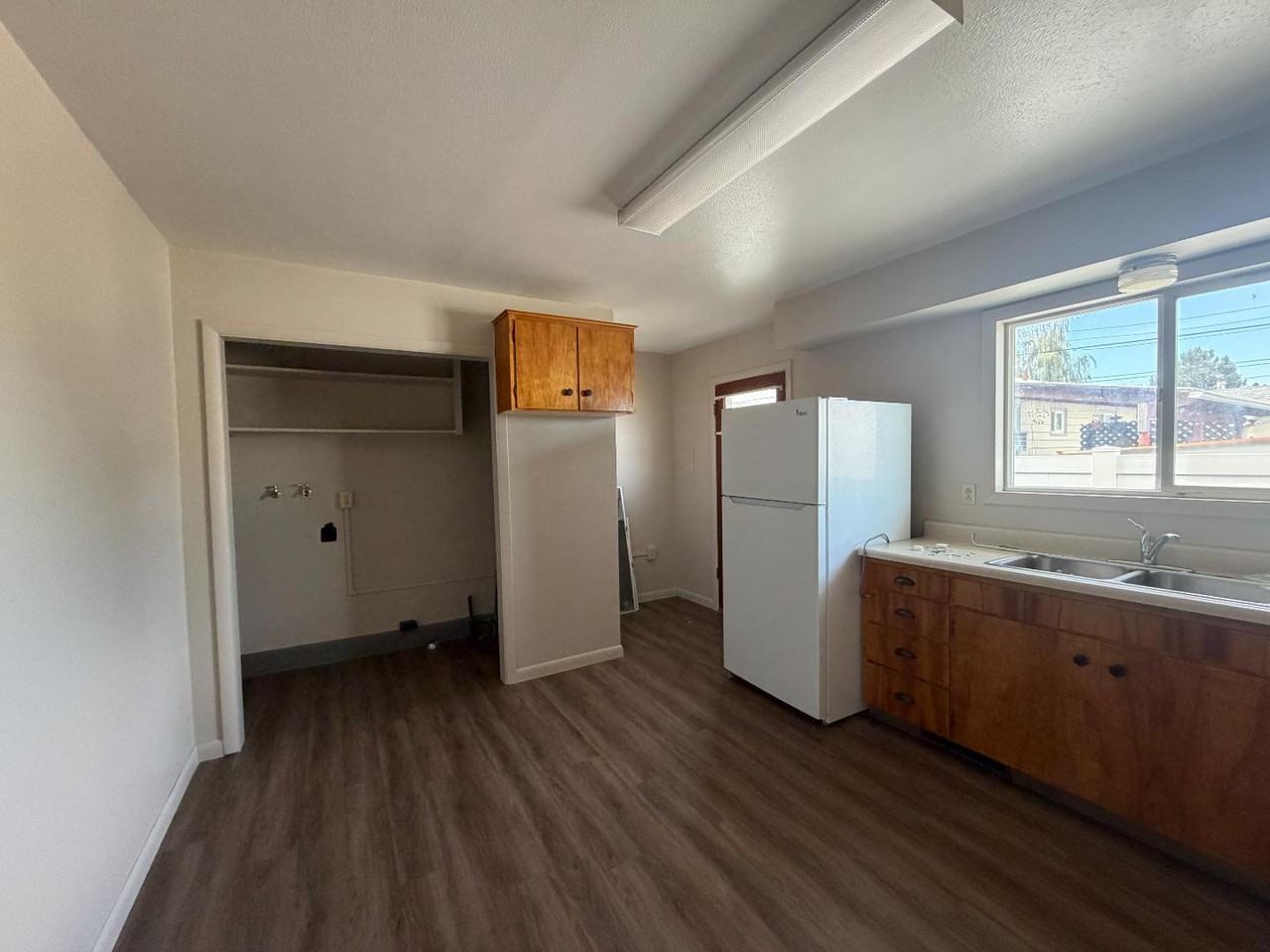 2473 Normal Ave - Photo 3 of 8
