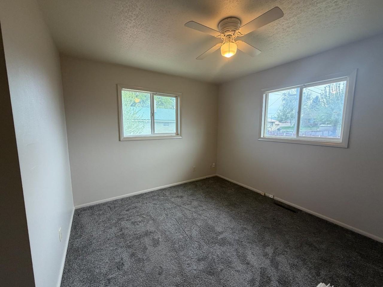2473 Normal Ave - Photo 4 of 8