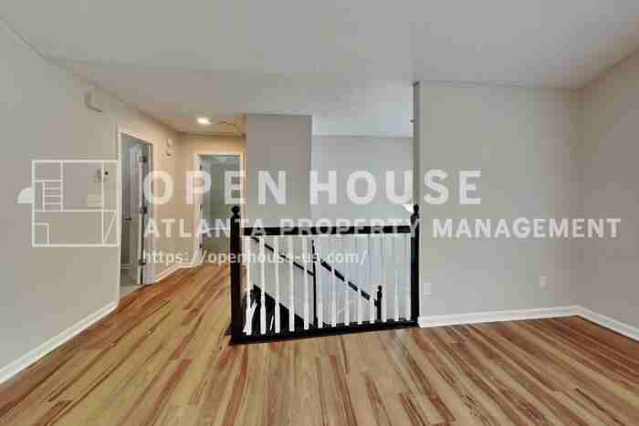 460 Highlander Way - Photo 4 of 21