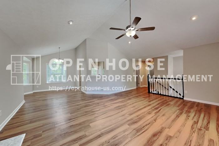 460 Highlander Way - Photo 6 of 21
