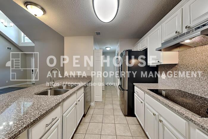 8435 Sapphire Ln - Photo 7 of 20