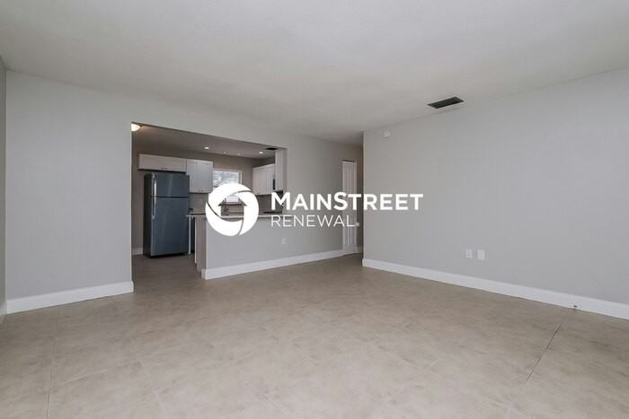 3602 Murrow St - Photo 3 of 16