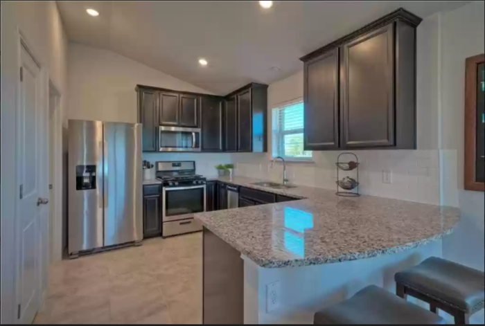 13809 Rosebud Isle Dr - Photo 5 of 26