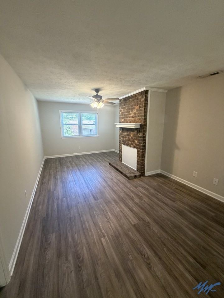 1248 Hamilton Dr - Photo 6 of 12