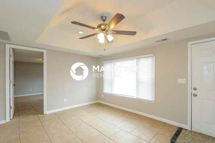 9516 Raytown Rd - Photo 4 of 16