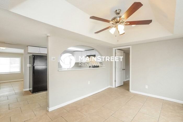 9516 Raytown Rd - Photo 7 of 16