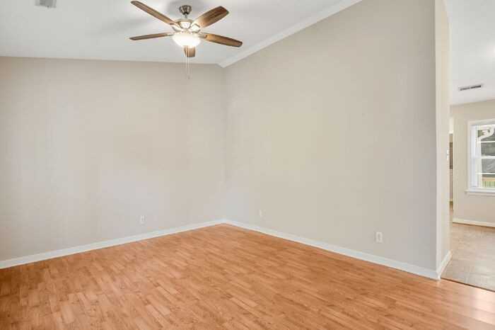 2520 Hickory Knoll Ln - Photo 5 of 25