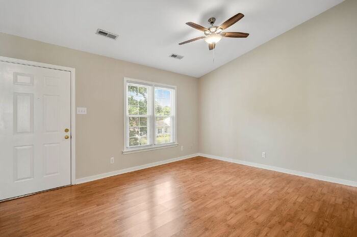 2520 Hickory Knoll Ln - Photo 7 of 25