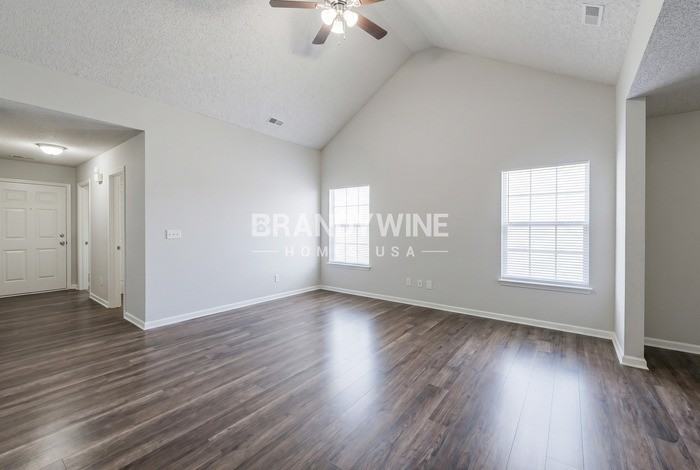 6537 Hoover Cir #6537 - Photo 3 of 24
