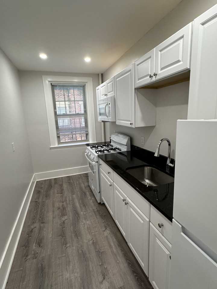 34 Main St #20 - Photo 5 of 5