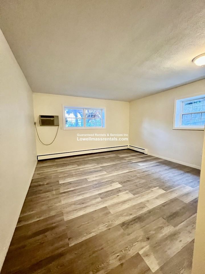 238 Chelsea St #7 - Photo 3 of 6