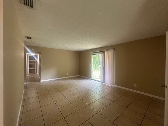 7076 Queen Of Hearts Ct - Photo 2 of 15