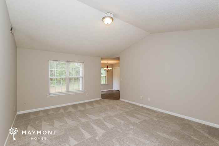 26 Mineral Springs Ln - Photo 4 of 15