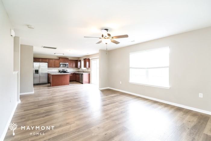 1800 Windy Willow Ln - Photo 5 of 16